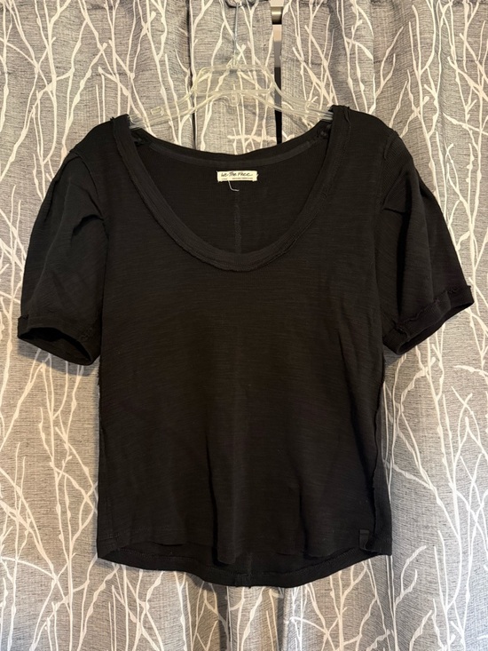 We The Free Tops - We The Free Black Scoop Neck Short Sleeve Top size large